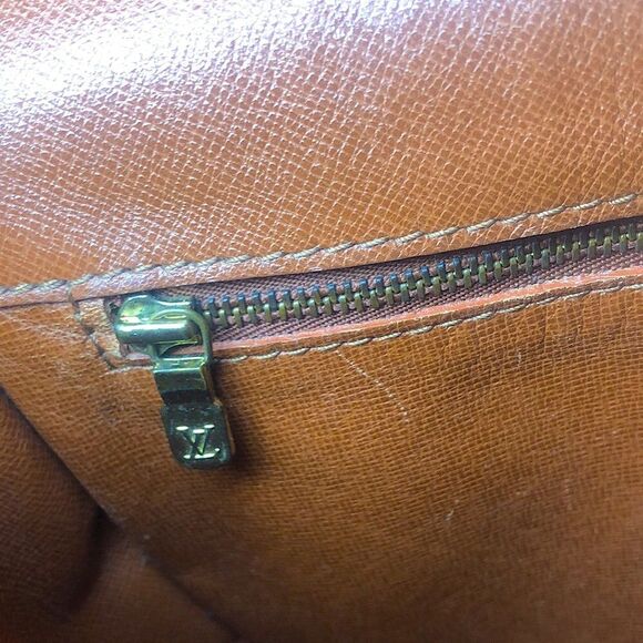 NEW VACHETTA LV Chantilly GM Crossbody Bag | LV Dust Bag • LV Box • COA | - Picture 14 of 17